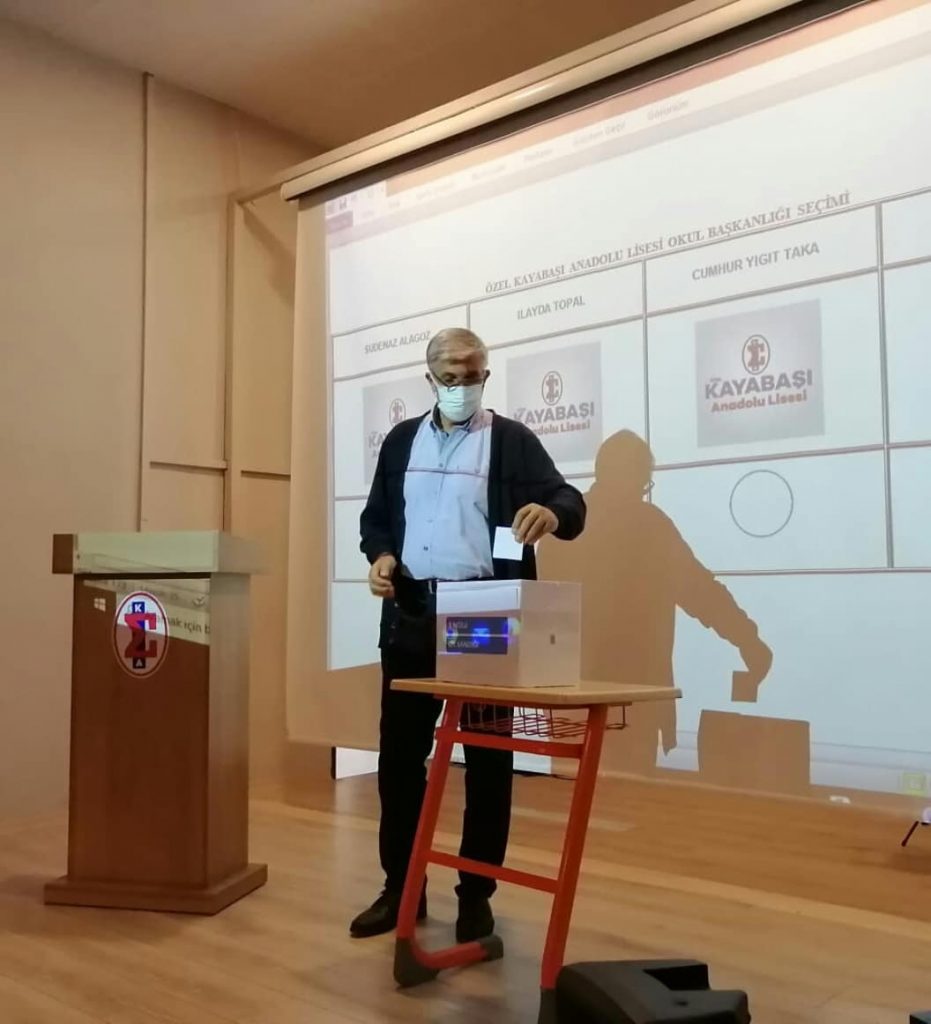Öğrenci Komisyonu Başkanı seçimi